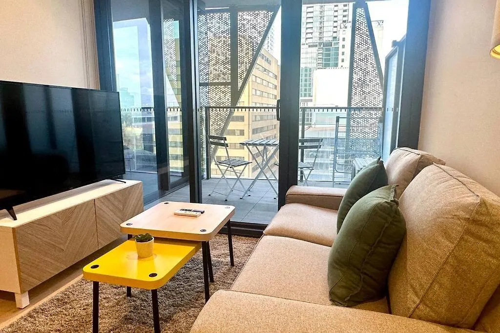 The Cedar In The Heart Of Cbd location